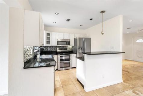 2906 NW 9th Terrace Wilton Manors FL 33311