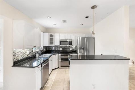 2906 NW 9th Terrace Wilton Manors FL 33311