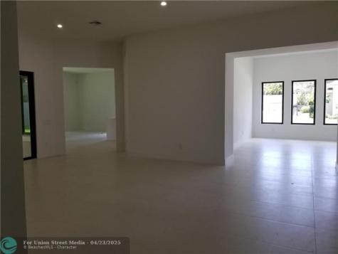 5730 Ashwood Circle Hollywood FL 33312