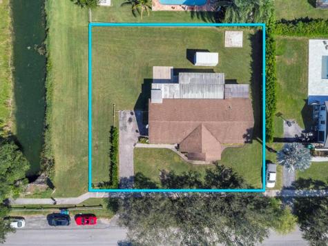 18201 SW 87th Avenue Palmetto Bay FL 33157