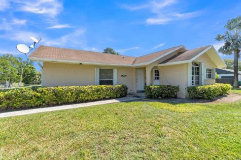 18201 SW 87th Avenue Palmetto Bay FL 33157
