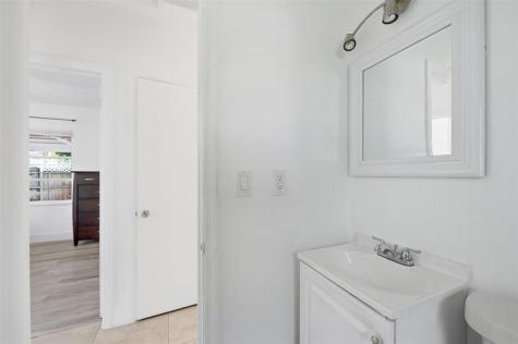 1435 SW 5th Court Fort Lauderdale FL 33312