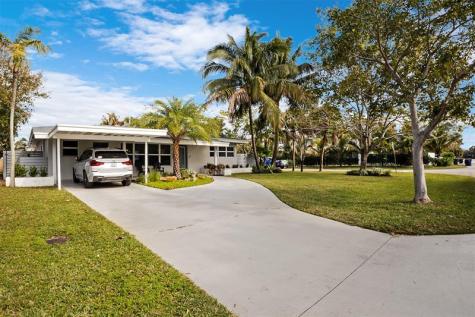833 NE 17th Court Fort Lauderdale FL 33305