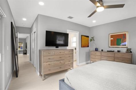 833 NE 17th Court Fort Lauderdale FL 33305