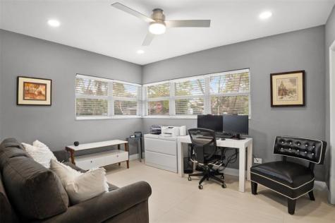 833 NE 17th Court Fort Lauderdale FL 33305