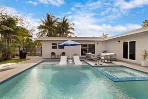 833 NE 17th Court Fort Lauderdale FL 33305
