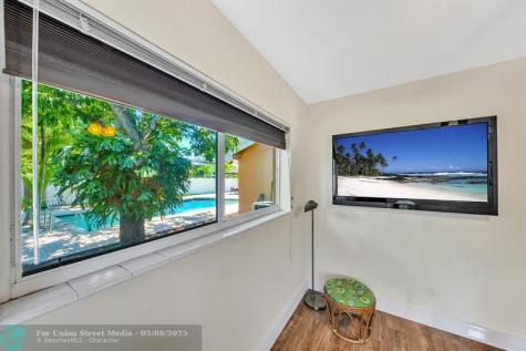 1870 NE 197th Terrace Miami FL 33179