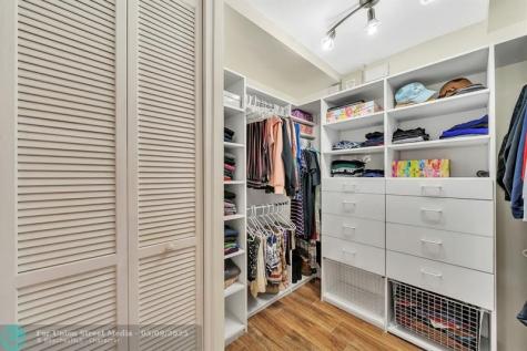 1870 NE 197th Terrace Miami FL 33179