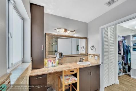 1870 NE 197th Terrace Miami FL 33179