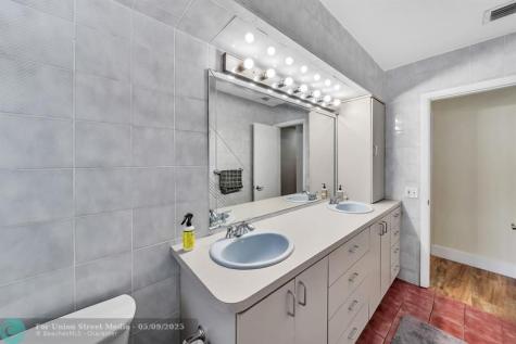 1870 NE 197th Terrace Miami FL 33179