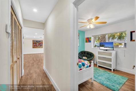1870 NE 197th Terrace Miami FL 33179