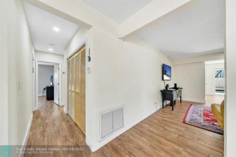 1870 NE 197th Terrace Miami FL 33179