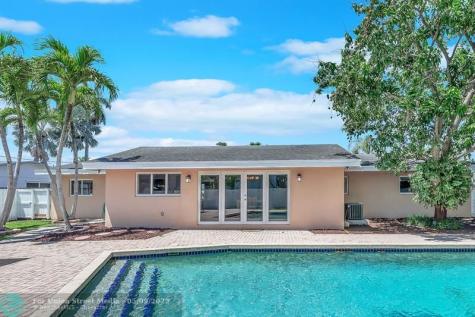 1870 NE 197th Terrace Miami FL 33179