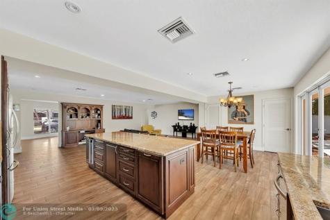 1870 NE 197th Terrace Miami FL 33179