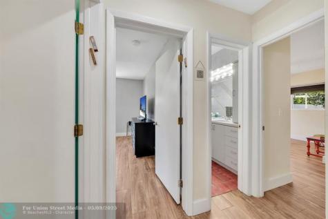 1870 NE 197th Terrace Miami FL 33179