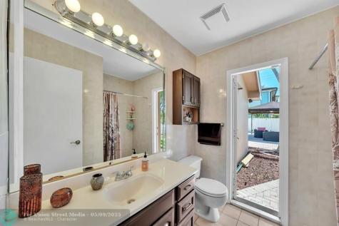 1870 NE 197th Terrace Miami FL 33179