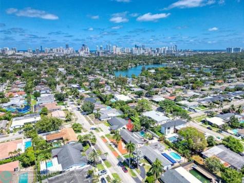 1870 NE 197th Terrace Miami FL 33179