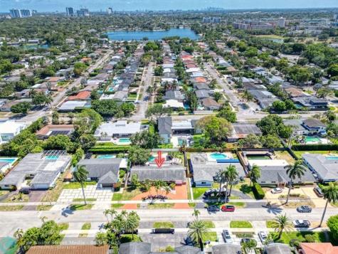 1870 NE 197th Terrace Miami FL 33179
