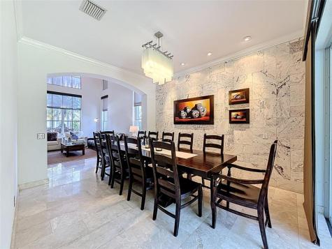 1673 Victoria Pointe Circle Weston FL 33327