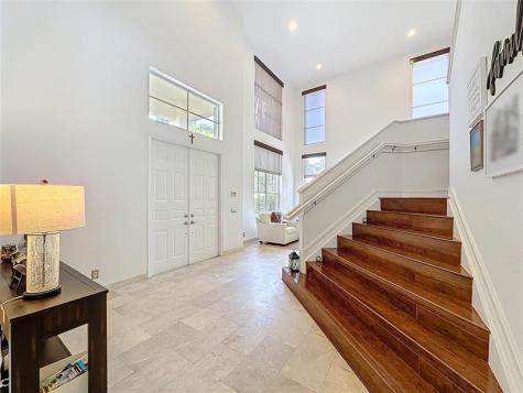 1673 Victoria Pointe Circle Weston FL 33327
