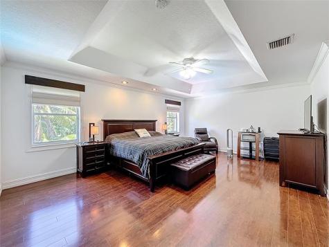 1673 Victoria Pointe Circle Weston FL 33327