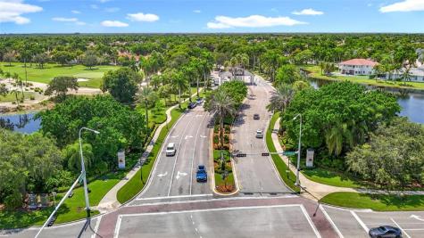 1673 Victoria Pointe Circle Weston FL 33327