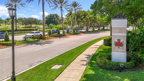 1673 Victoria Pointe Circle Weston FL 33327