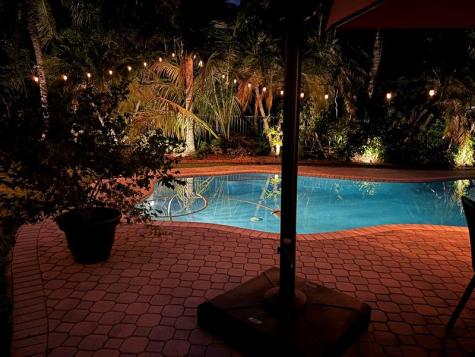 1673 Victoria Pointe Circle Weston FL 33327