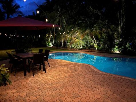 1673 Victoria Pointe Circle Weston FL 33327
