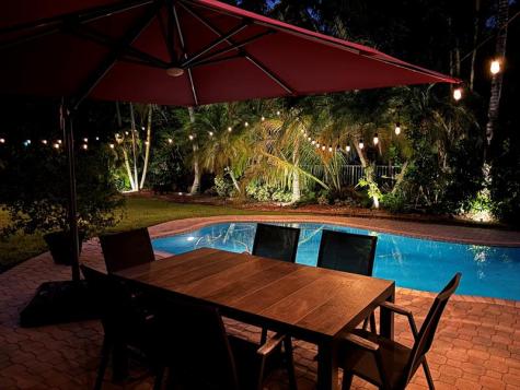 1673 Victoria Pointe Circle Weston FL 33327