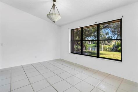 5720 W Waterford Drive Davie FL 33331