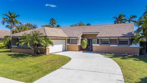 5720 W Waterford Drive Davie FL 33331