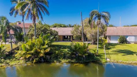 5720 W Waterford Drive Davie FL 33331
