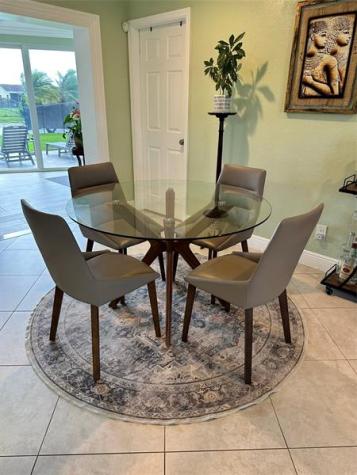 9208 NW 80th Street Tamarac FL 33321