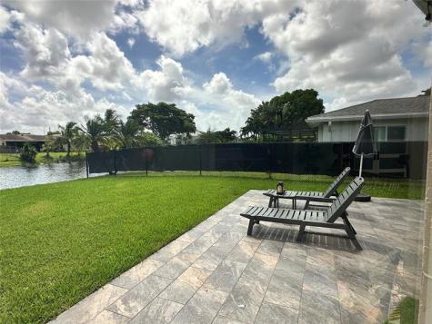 9208 NW 80th Street Tamarac FL 33321