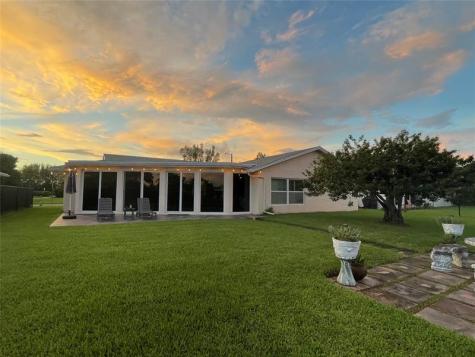 9208 NW 80th Street Tamarac FL 33321