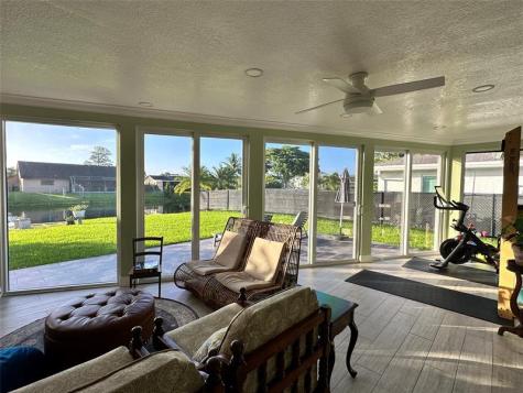 9208 NW 80th Street Tamarac FL 33321