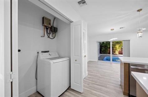 5710 NE 2nd Terrace Fort Lauderdale FL 33334