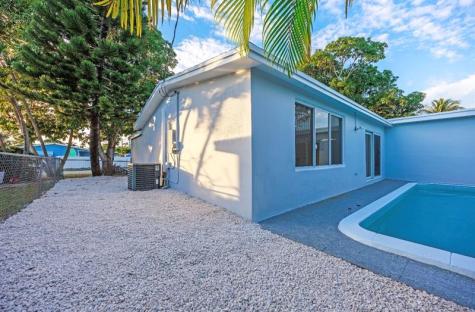 5710 NE 2nd Terrace Fort Lauderdale FL 33334