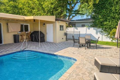 730 SE 3rd Terrace Pompano Beach FL 33060