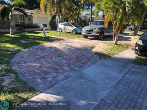 1660 NE 174th Street North Miami Beach FL 33162
