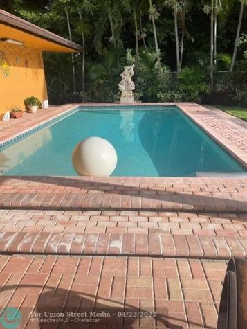 14500 NE 2nd Avenue Miami FL 33161