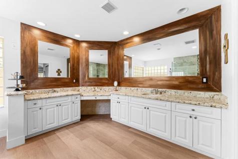 1115 Creekford Drive Weston FL 33326