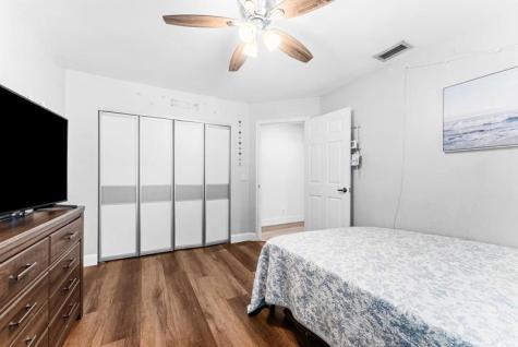 1115 Creekford Drive Weston FL 33326