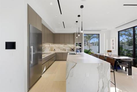 2103 Bayview Drive Fort Lauderdale FL 33305