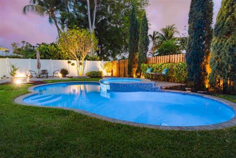 1924 NE 18th Street Fort Lauderdale FL 33305