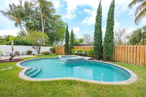 1924 NE 18th Street Fort Lauderdale FL 33305