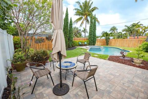1924 NE 18th Street Fort Lauderdale FL 33305