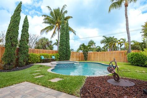 1924 NE 18th Street Fort Lauderdale FL 33305