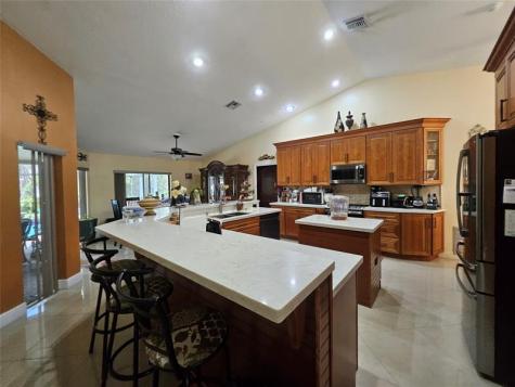 197 NW 113th Way Coral Springs FL 33071